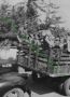 378 In de collone van de suikerfabriek Kediri naar Modjoagoeng Januari 1949