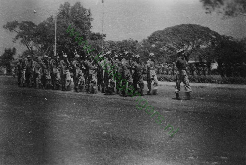 363 Soerabaja 31 augustus 1948 Parade