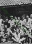 62 Augustus 1949 Pare   ten oosten van Kediri  Groepsfoto van Circus opstelten
