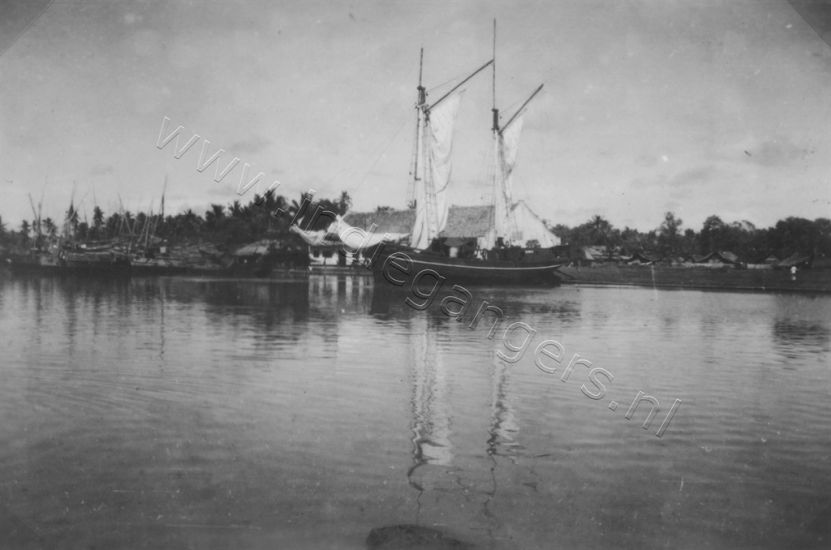 1 102 Batavia De haven in de benedenstad