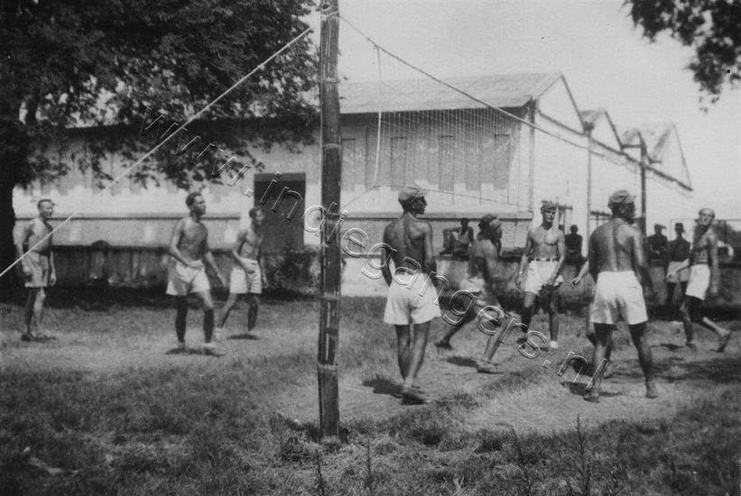 4 31 Volleybal te Padjarakan