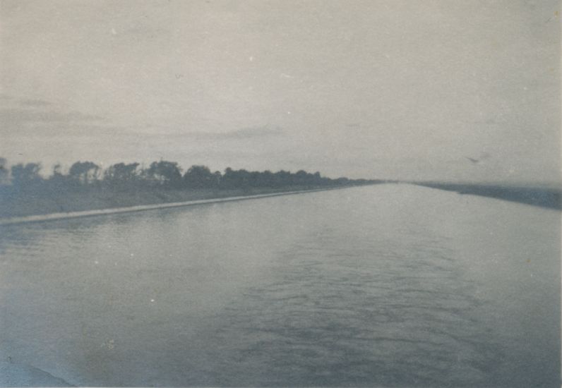 18 Suezkanaal october 1945
