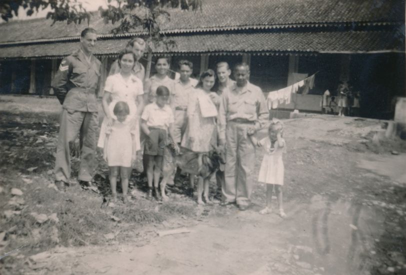174 Familie Versteegh   Bandoeng 1947