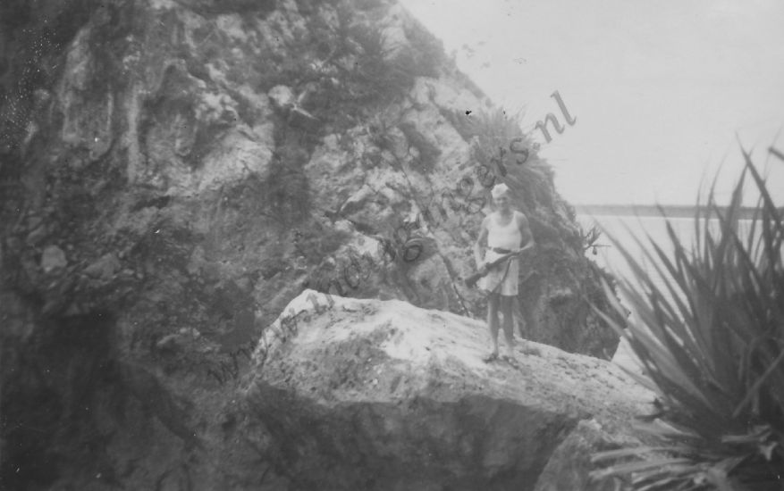 95 H Wijbenga Een klein stukje steen Bij Poeger a d zee