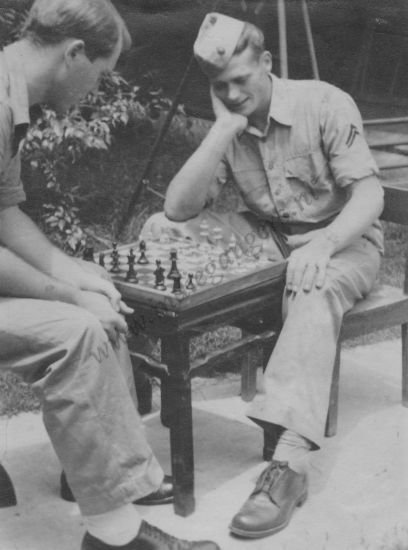 111 H Reinink H Wijbinga Soerabaja 22 juni 1947 RNMC Cie K