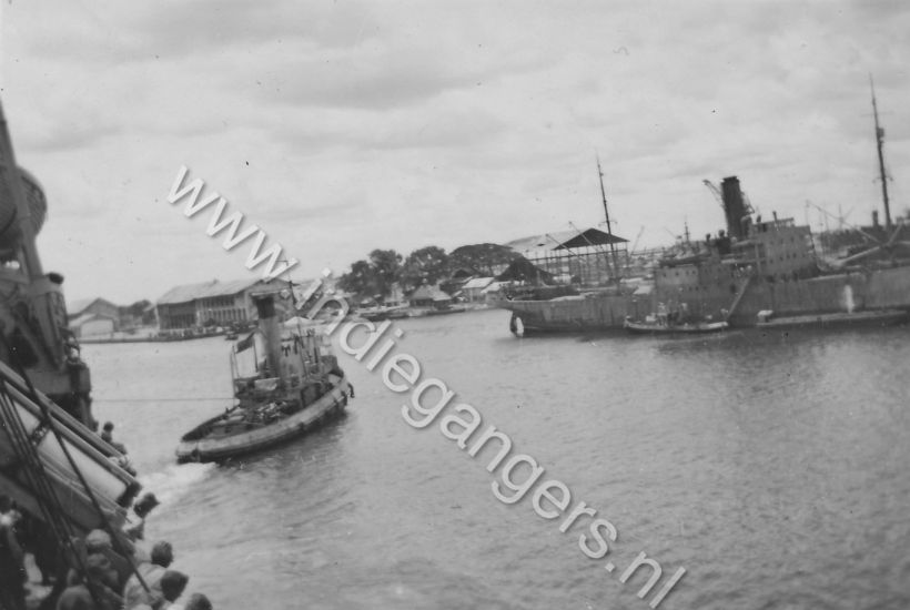 26 Aankomst in Tandjong Priok 13 11 1946