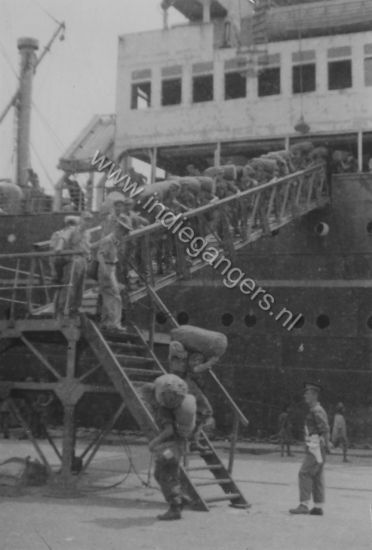 29 ontscheping in Tandjong Priok