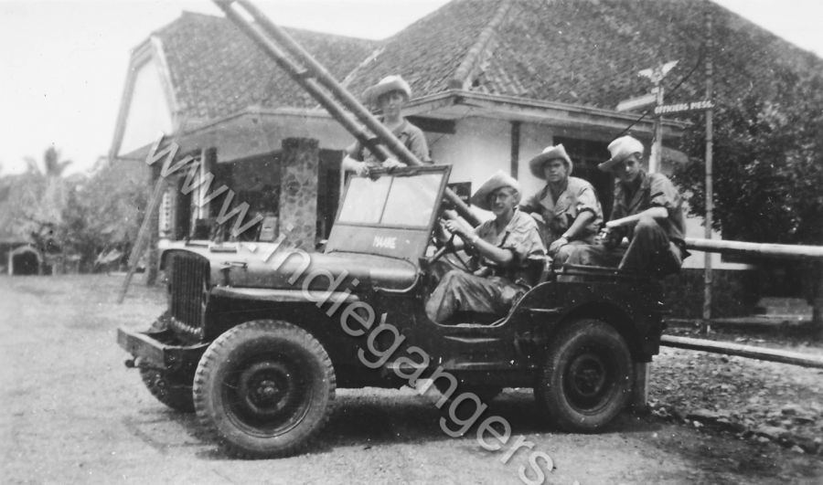 38 Onderdak in villa met verbiindingspersoneel