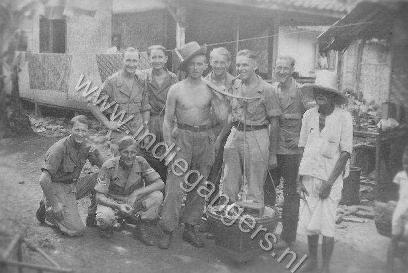 56 een gedeelte van het verbindingspeleton