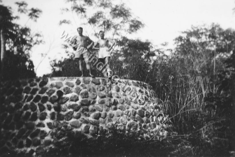 l 93 met zn tweeen op de foto