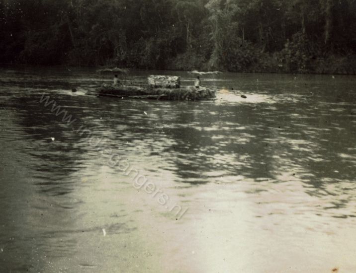 MK 1948 een vlot op de Kommering