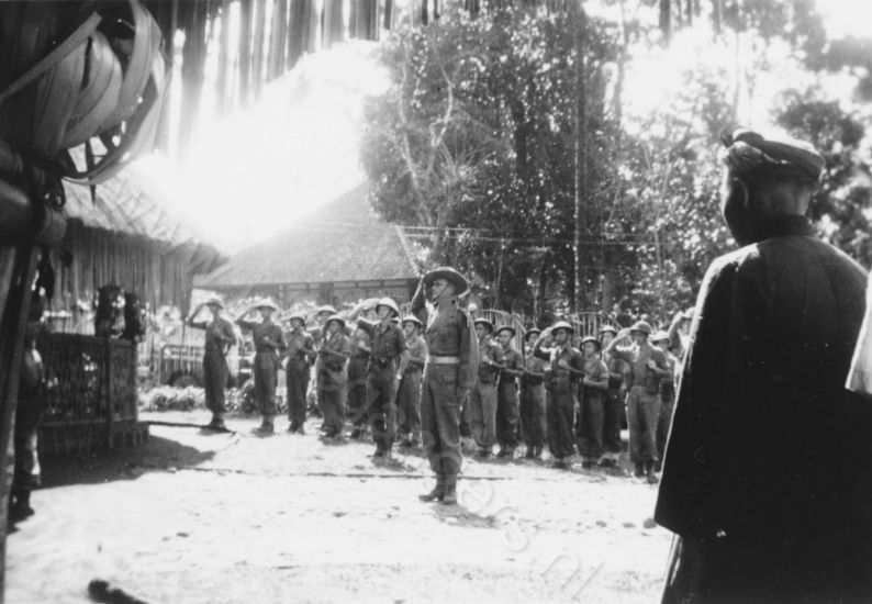 197a vlaggenparade 31 aug 1946 Penebal