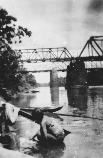 160b Brug bij Moeara Enim