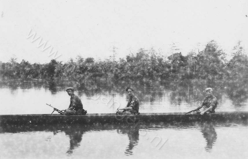 57b oversteken van de Lematang