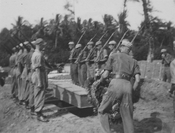 48 Cheribon begrafenis