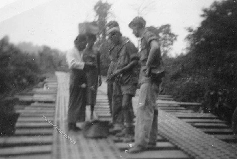 2 tj Radja april 1948 Apa itoe