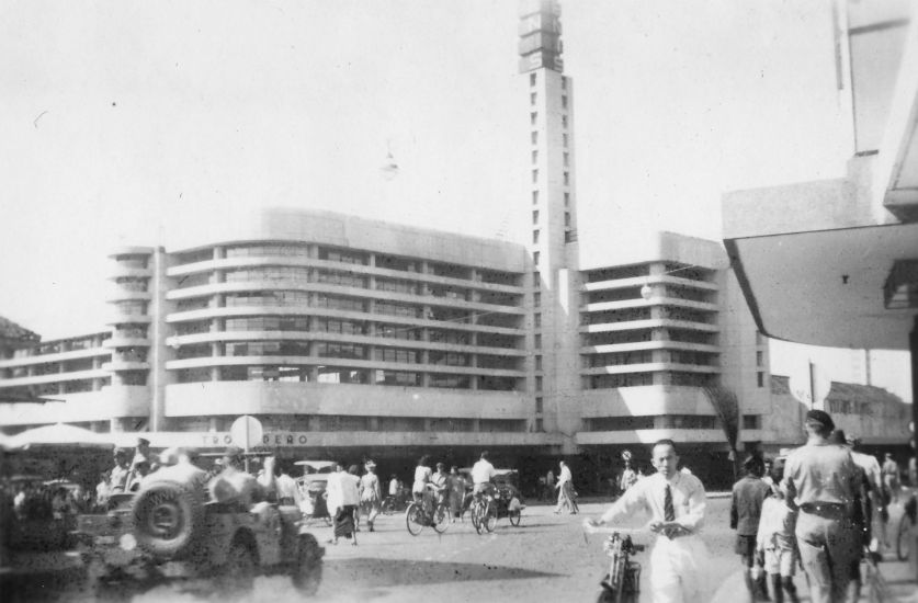 75 hotel Trocadero te Bandung