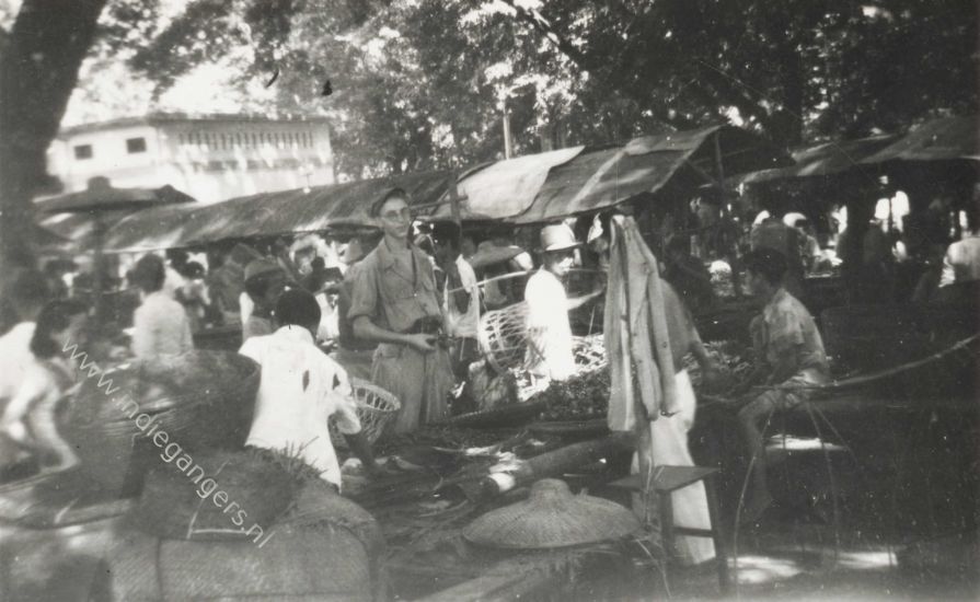 200 pasar Bogor Buitenzorg mei 1947