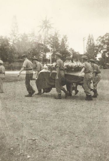 1a begrafenis van van Zoggel