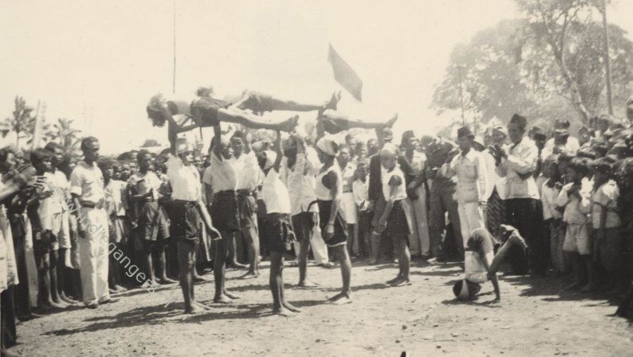 43 jeugd demonstraties