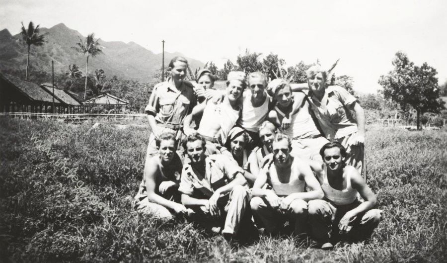 74 groepsfoto te Belik