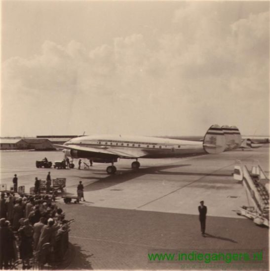 Aankomst vliegtuig a