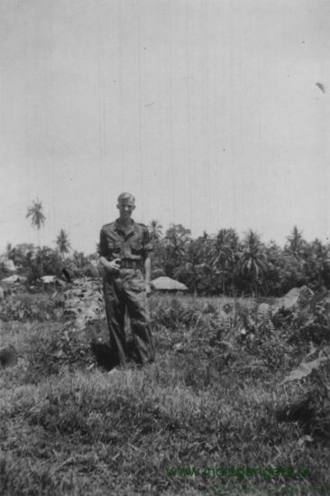 Ben van den Bergh in Loeboek Aloeng