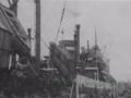 23 31 december 1947 Ocerladen in Str Banka  van de SLoterdijk op in het invasieschip  De Albatros 
