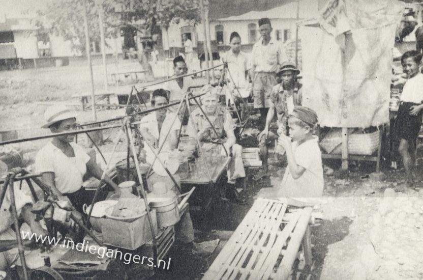 66 verkopers op de passar